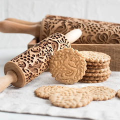 Christmas Deer Wooden Rolling Pin for Baking Cookies and Fondant